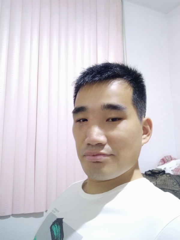 大男孩的第一张照片--福清婚介网
