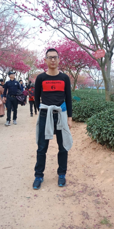 小梁的第二张照片--福清婚介网