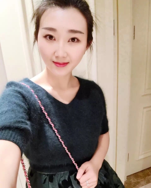 小妮的第三张照片--福清婚介网