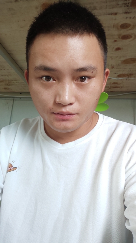 水里面的云呀的第一张照片--福清婚介网