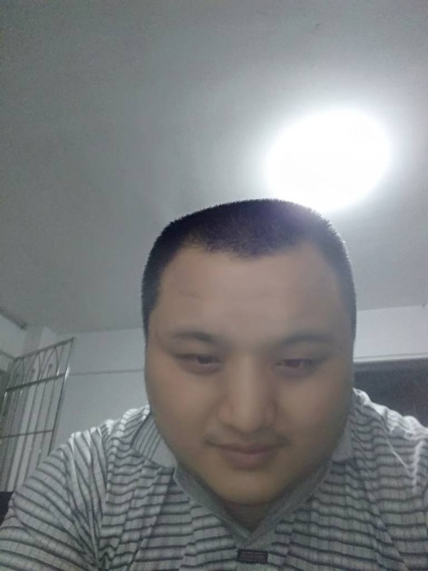 我在机场等艘船的第一张照片--福清婚介网
