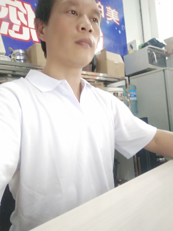 深蓝色的海的第一张照片--福清婚介网
