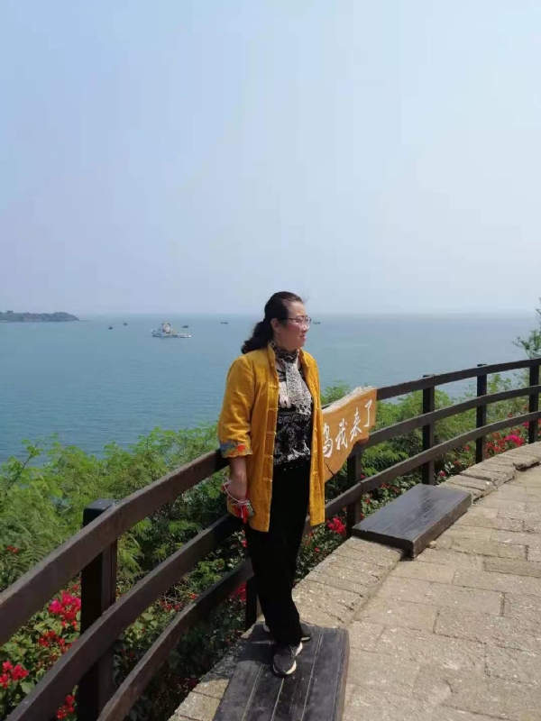 曦若半秋的第一张照片--福清婚介网