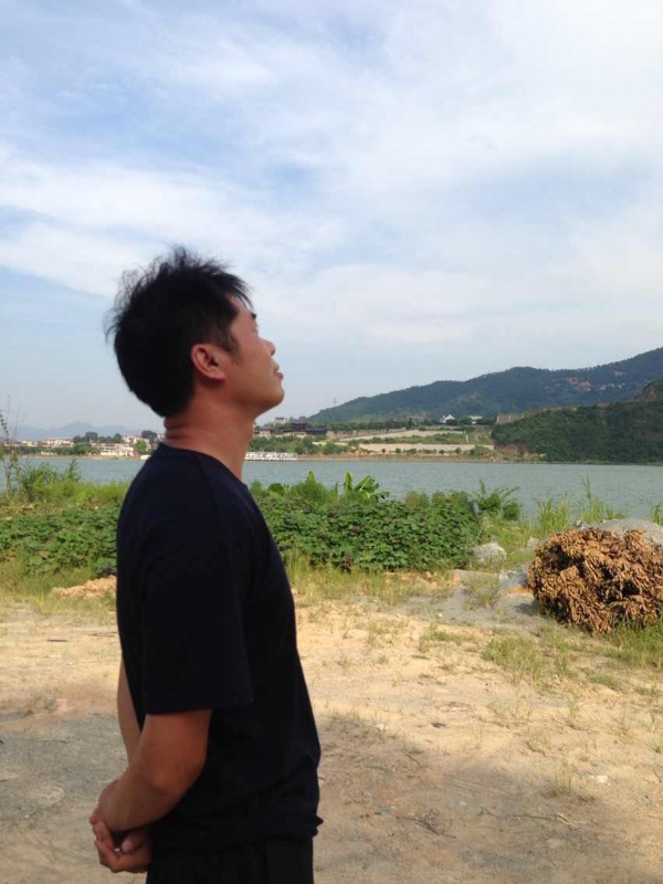 雾里看花的第一张照片--福清婚介网