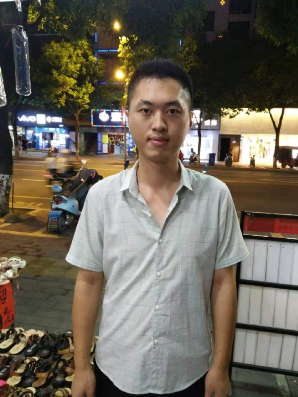 单身的雄鹰的第一张照片--福清婚介网