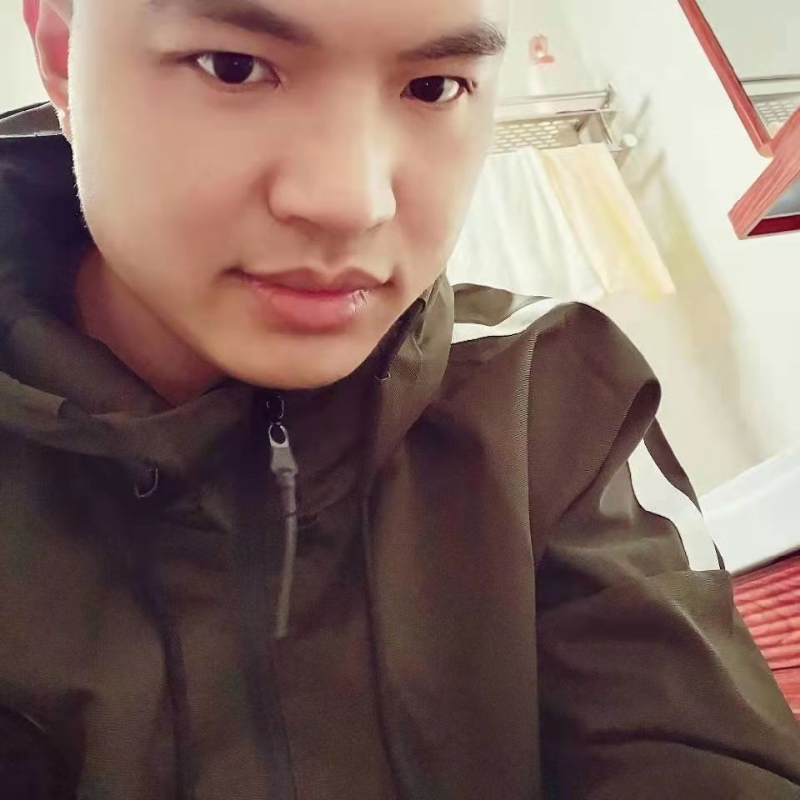 高大上的宅男的第一张照片--福清婚介网