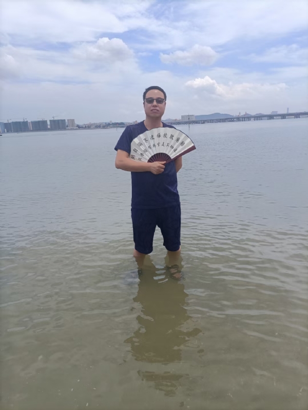 浪迹天涯的第一张照片--福清婚介网