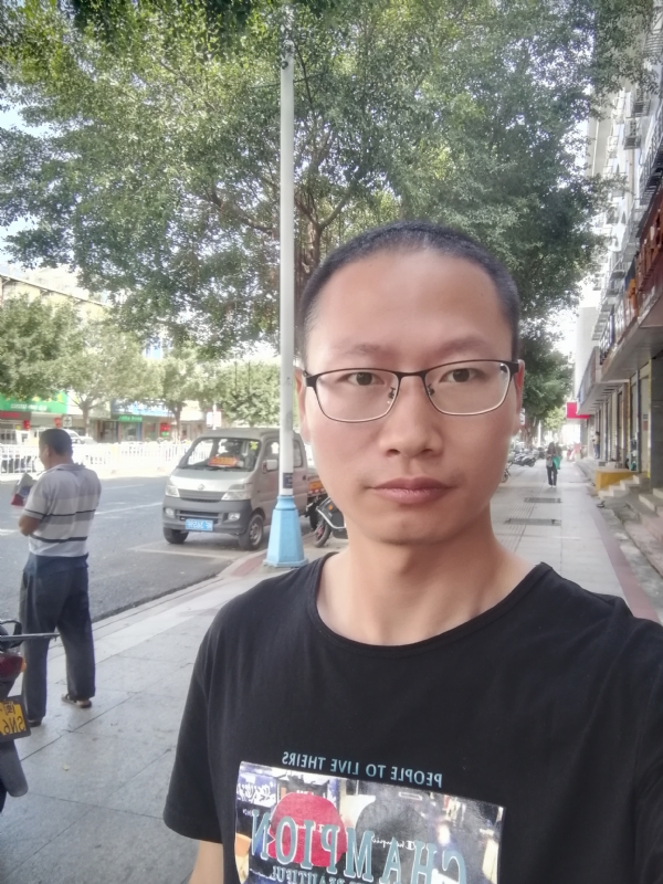 老虎的第一张照片--福清婚介网