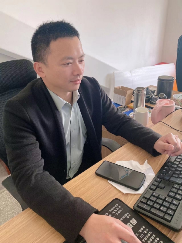 落叶知秋的第一张照片--福清婚介网