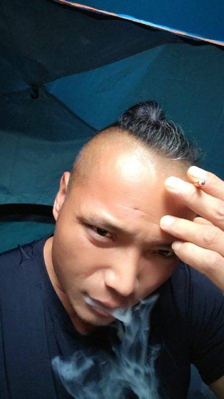 伯爵的第四张照片--福清婚介网